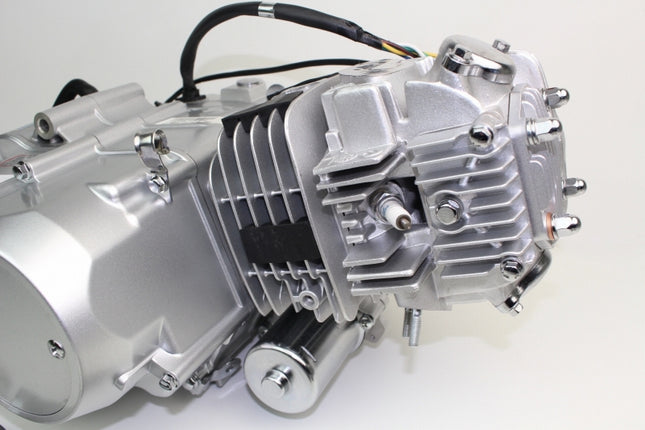 125ccエンジンセル始動方式クラッチレバーなし