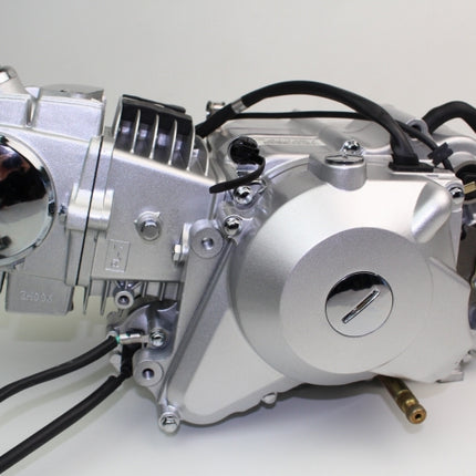 125ccエンジンセル始動方式クラッチレバーなし