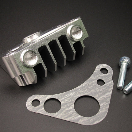 オイルクーラー取り出しRカバーアルミ製ビレッド12V