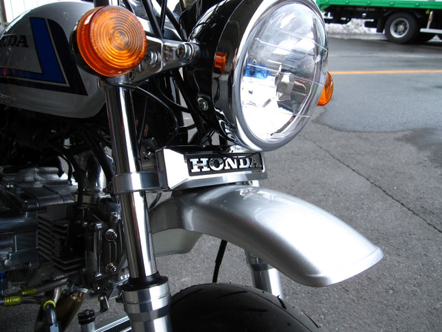 モンキーフォークHONDAエンブレム(小)&ブラケット