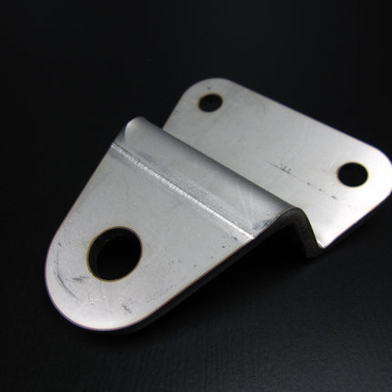 ヘッドライトステーモンキーフェンダー穴用