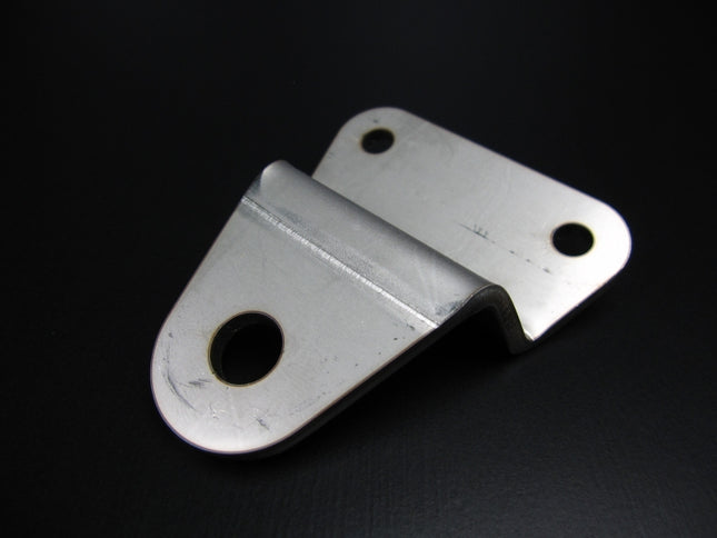 ヘッドライトステーモンキーフェンダー穴用