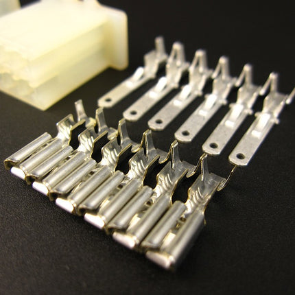 110シェルロック付きコネクター6極カプラーギボシ付