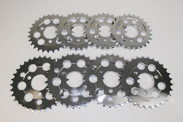 モンキースポーツリアスプロケットクロームメッキ28T