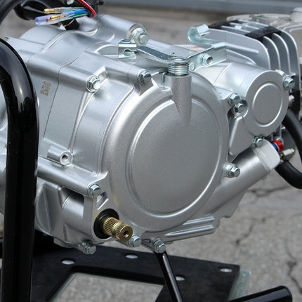 パフォーマンスZ-1型125ccエンジン