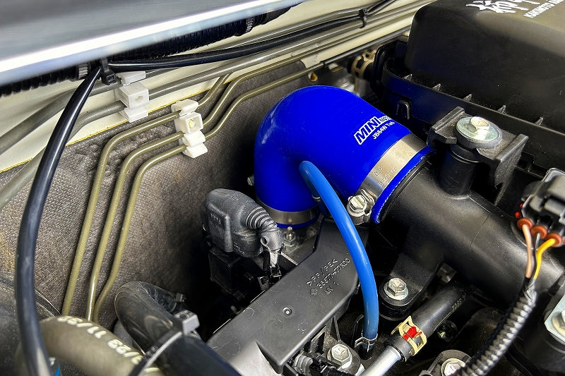 ジムニーJB64用ハイパーシリコンインテークパイプ ブルー – ミニモト