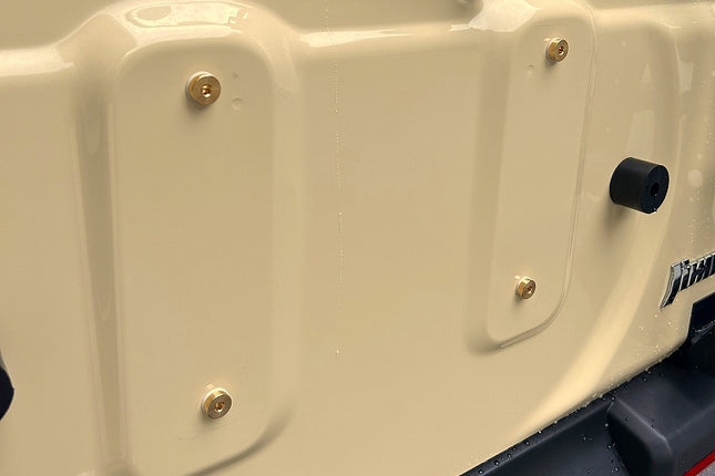 JB64 JB74 ジムニー用スペアタイヤマウント化粧ボルト真鍮製